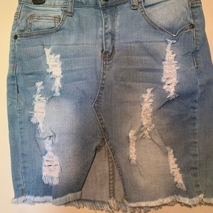 Jens skirt slit in front size medium